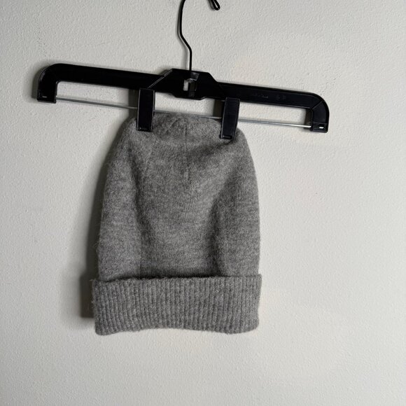 Alxiliary x Aritzia Women's Gray Cuffed Beanie Fall Winter Comfy wool alpaca - Picture 2 of 4
